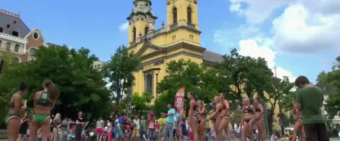 Strandkézilabda Józsefváros szívében