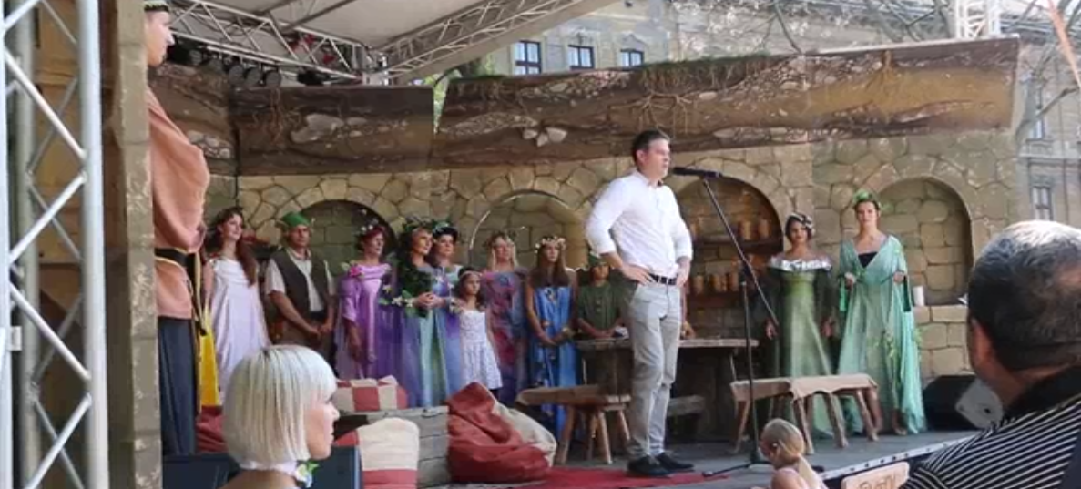 Tündérkert a Kálvária téren 2016.09.19.