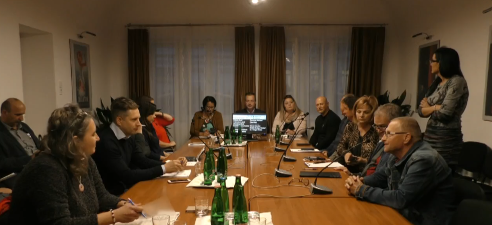 Kiskunmajsa Város Önkormányzat Képviselõ-testületének rendkívüli ülése 2019.11.13.