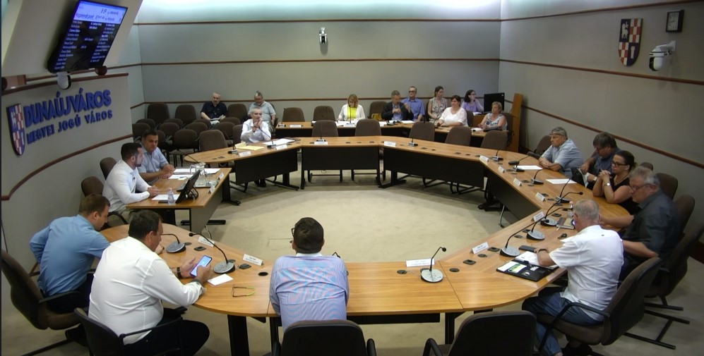 Dunaújváros Megyei Jogú Város Önkormányzata Közgyűlése 2022.06.16.