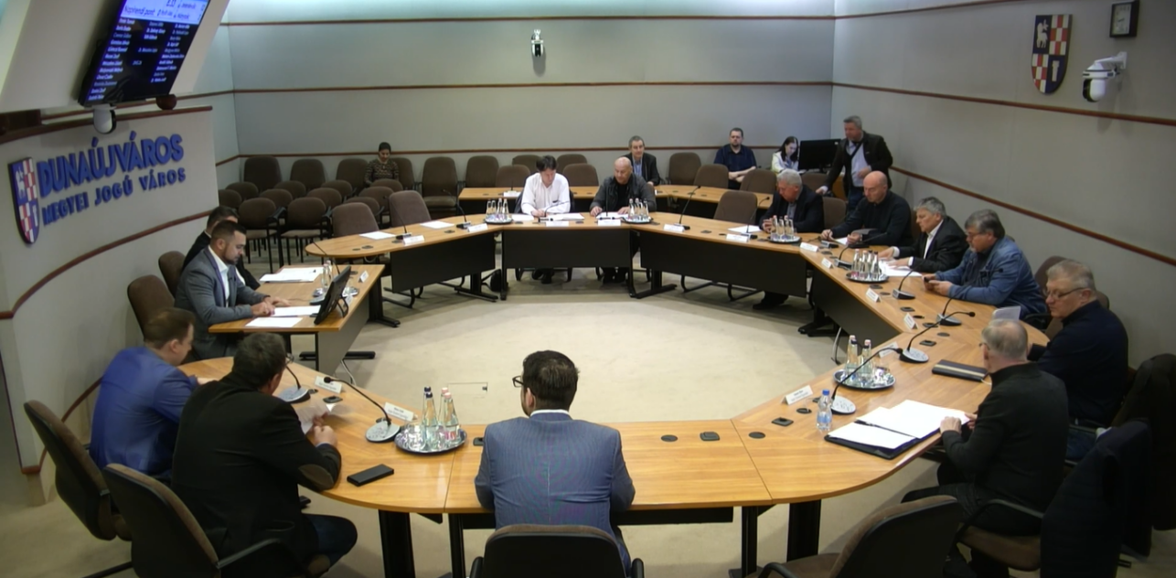 Dunaújváros Megyei Jogú Város Önkormányzata rendkívüli Közgyűlése 2022.09.22.