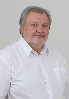 Dr. Molnár Gábor