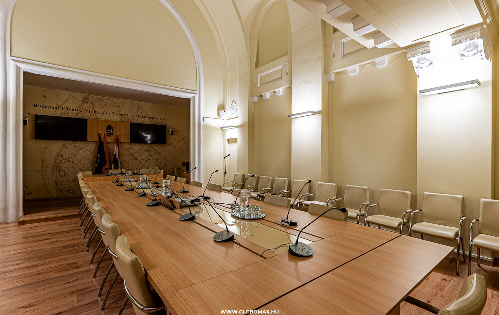 Budapest, VI. kerület, Terézváros Önkormányzata