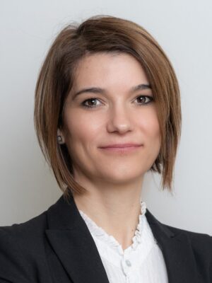 dr. Zsidei Kinga