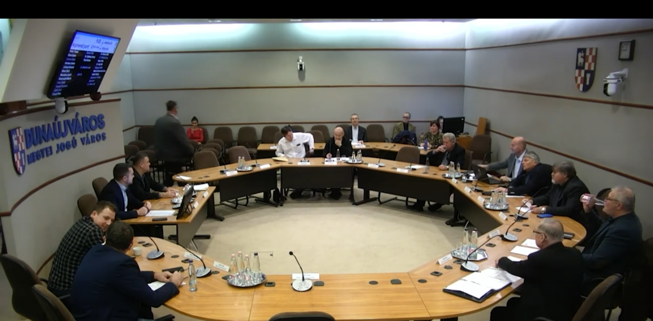 Dunaújváros Megyei Jogú Város Önkormányzata rendkívüli Közgyűlése 2023.11.29