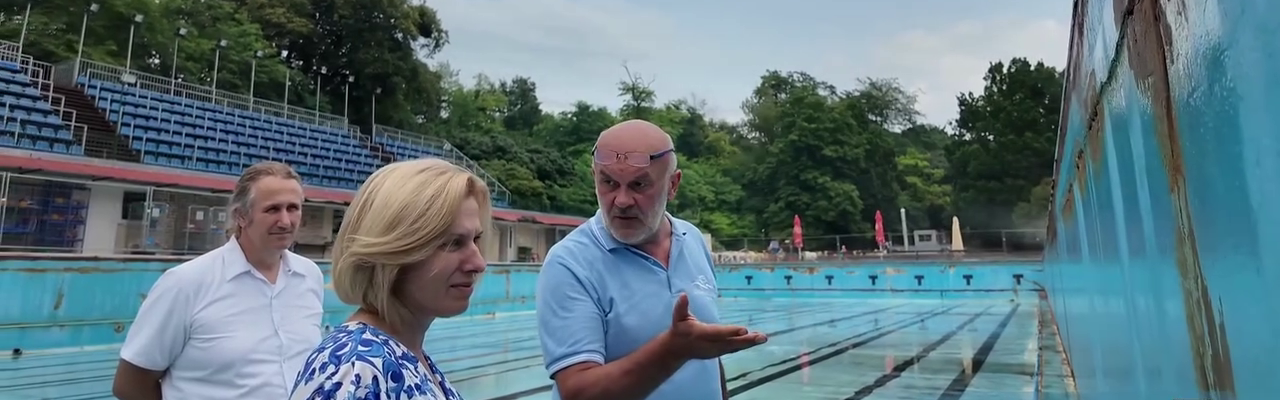 Szücsné Posztovics Ilona: „Megkezdődtek az uszoda javítási munkái”