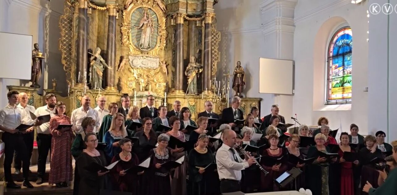 Gyergyószentmiklóson lépett fel a Majsai Dalárda