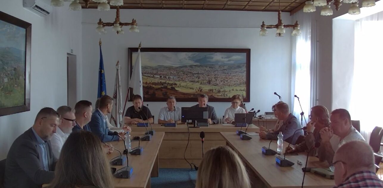 Dorog Város Önkormányzat Képviselő-testületének rendkívüli ülése 2025.06.06.