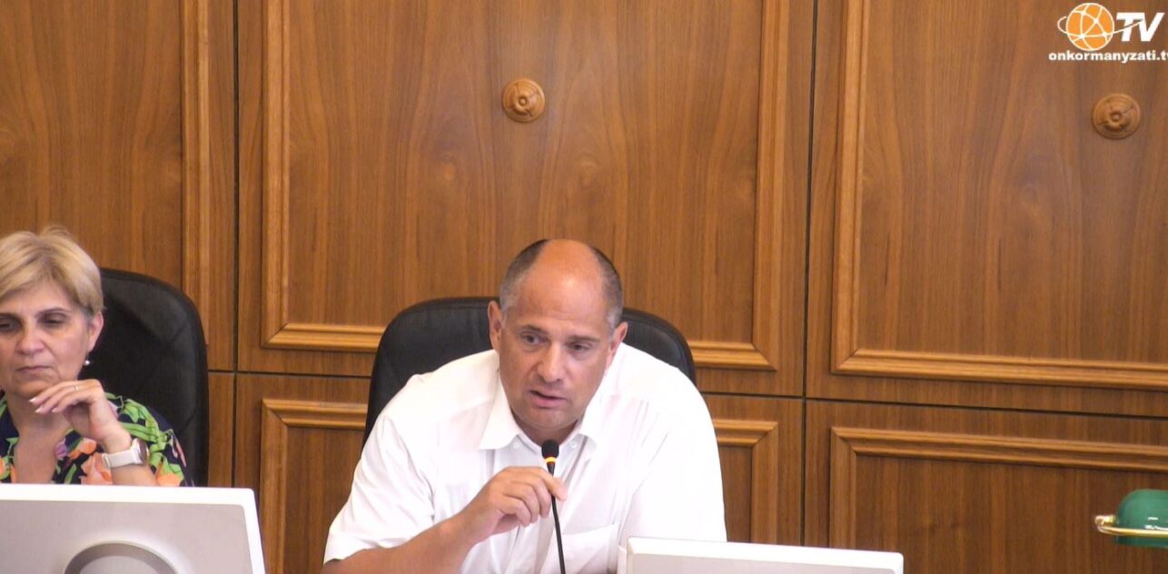 Pécs Megyei Jogú Város rendkívüli Közgyűlése 2025.07.24.