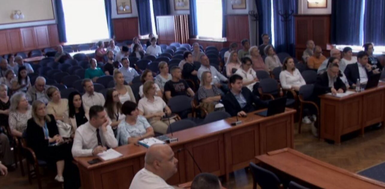 Budapest XV. kerület Önkormányzat Képviselő-testületének Közmeghallgatása 2025.09.11.