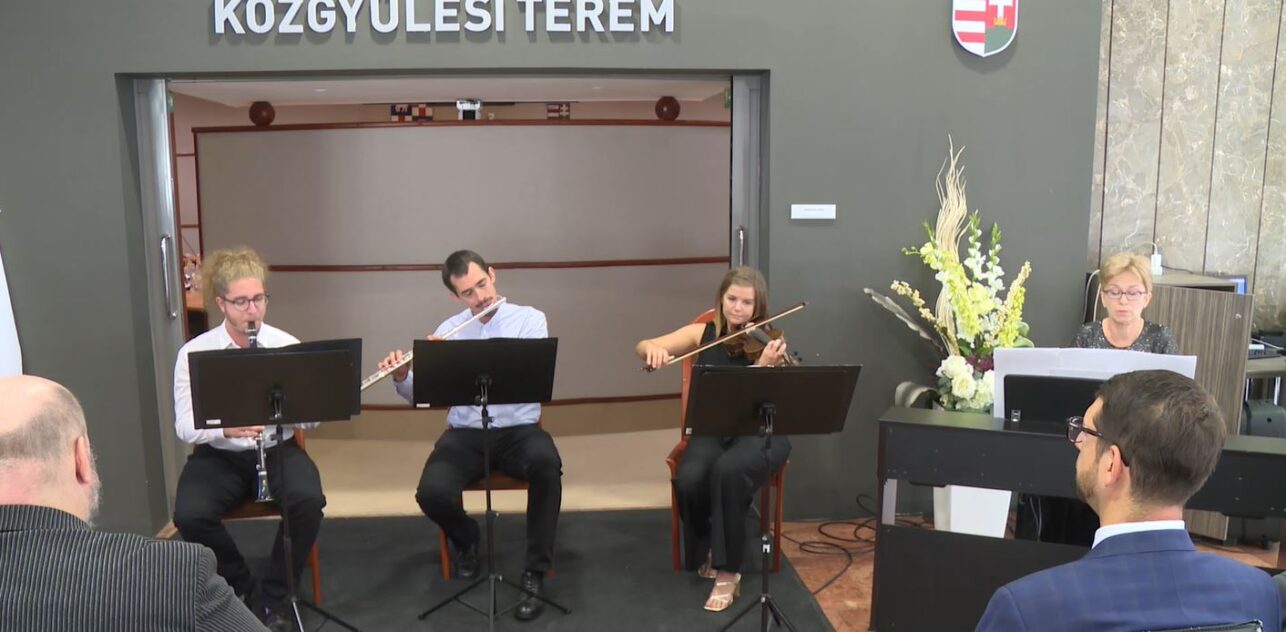 Dunaújváros Megyei Jogú Város Önkormányzata rendkívüli Közgyűlése 2025.09.02.