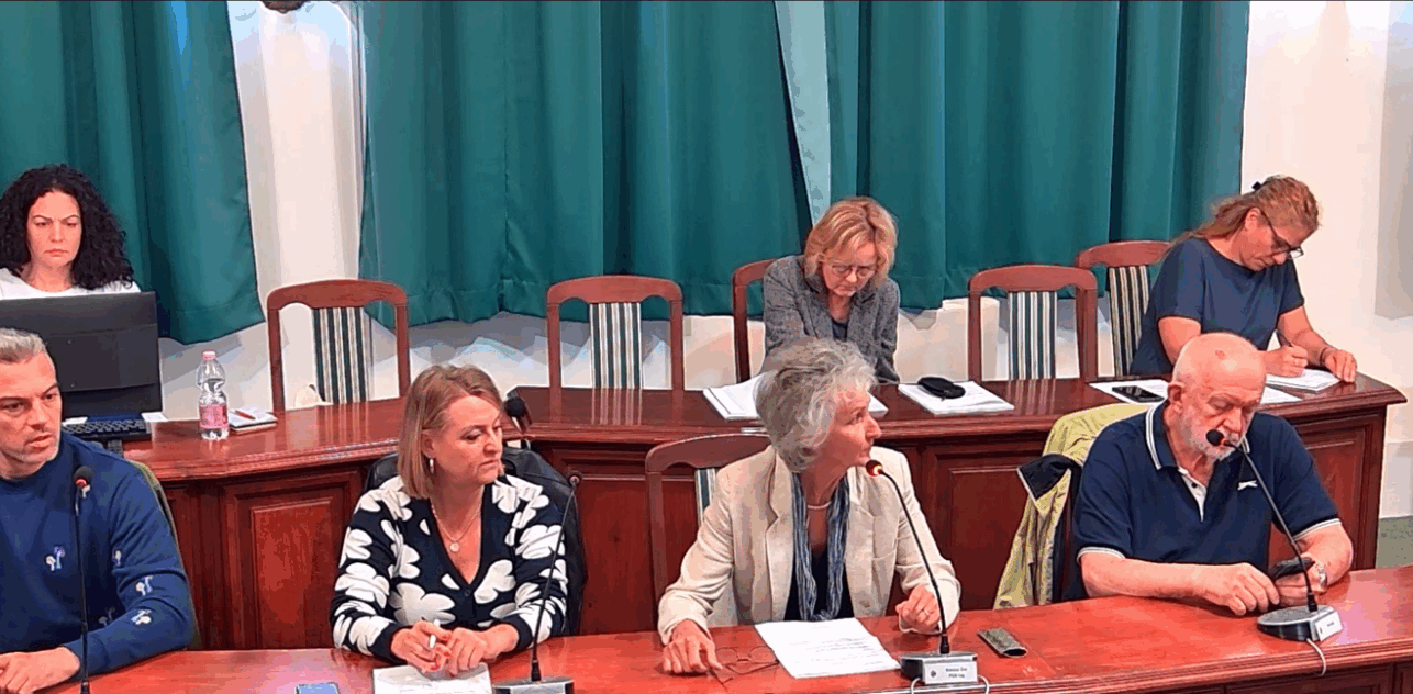 Balatonföldvár Város Önkormányzatának képviselő-testület Pénzügyi és Gazdasági Bizottságának rendkívüli ülése 2025.10.22.