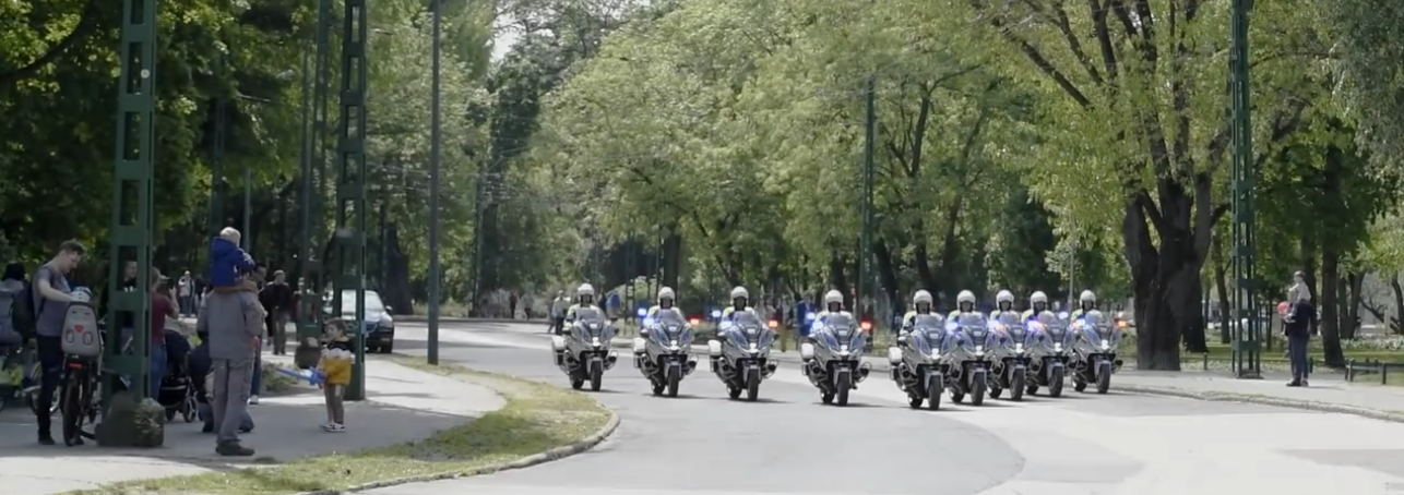 Rendőrök és tűzoltók napja: felvonulás és programok a Városligetben