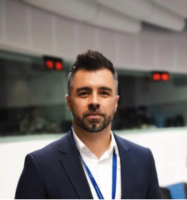 Dr. Kulja András